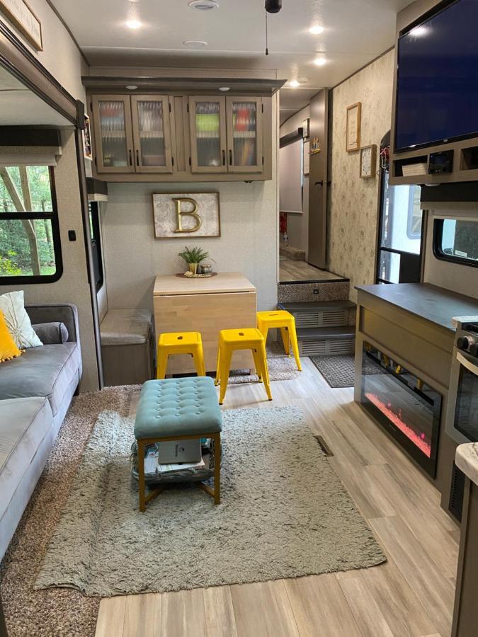 Cozy Rv Experience W/Pool+Spa Near Lake Conroe Willis Eksteriør billede