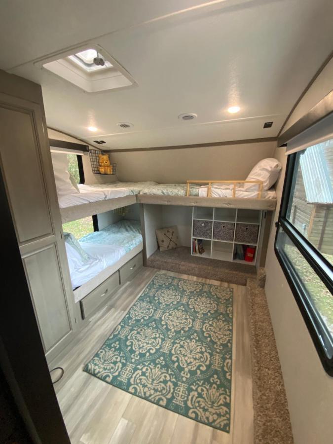 Cozy Rv Experience W/Pool+Spa Near Lake Conroe Willis Eksteriør billede