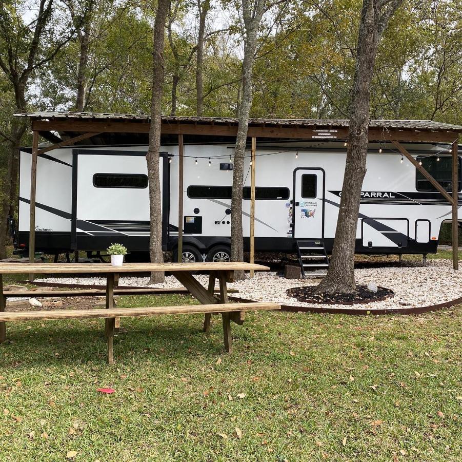 Cozy Rv Experience W/Pool+Spa Near Lake Conroe Willis Eksteriør billede