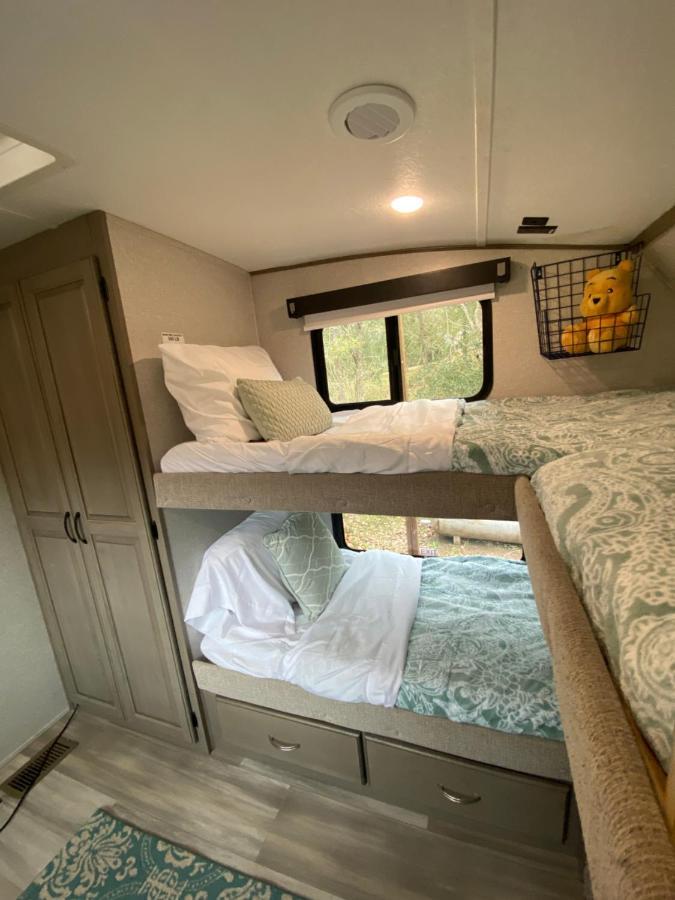 Cozy Rv Experience W/Pool+Spa Near Lake Conroe Willis Eksteriør billede