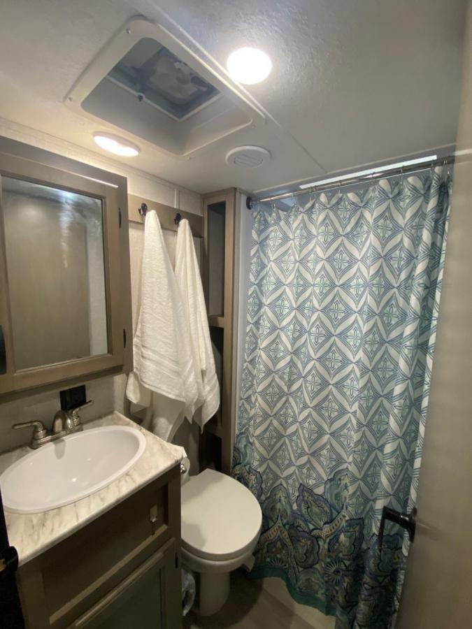 Cozy Rv Experience W/Pool+Spa Near Lake Conroe Willis Eksteriør billede